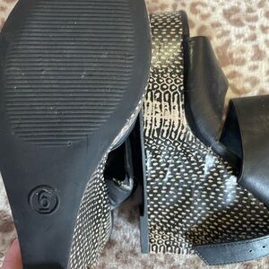 Mossimo Supply Co. Black and Tan Platform Shoes